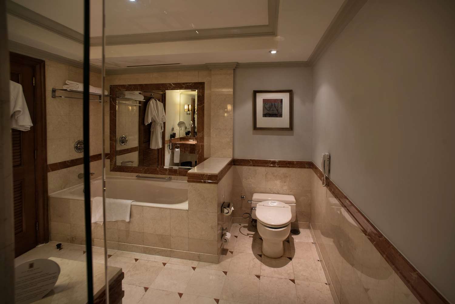 Wyndham Casablanca Jakarta 46/48