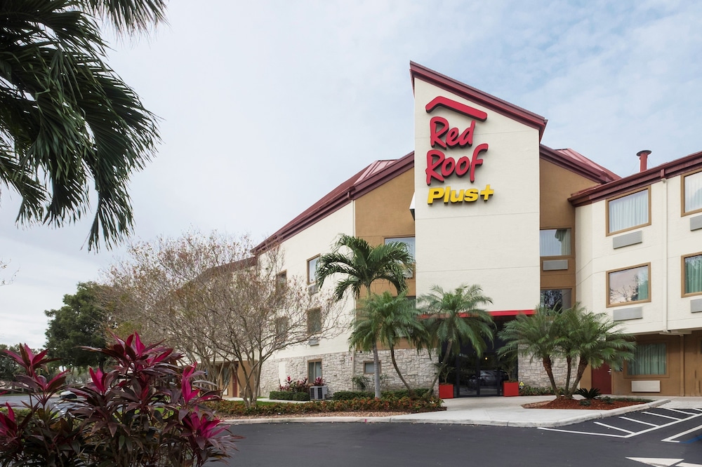 Red Roof PLUS West Palm Beach 3/24
