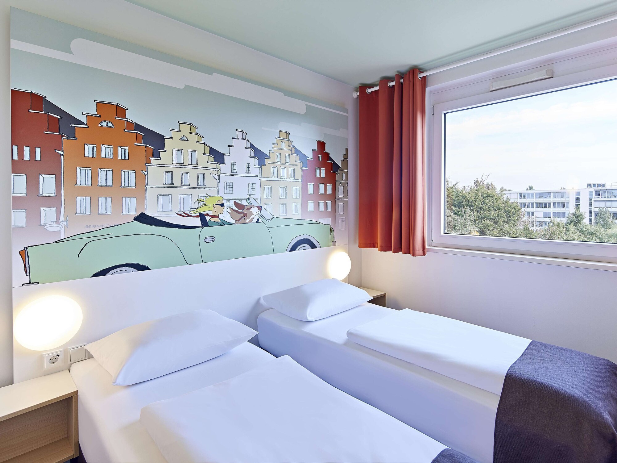 Room, Twin Beds