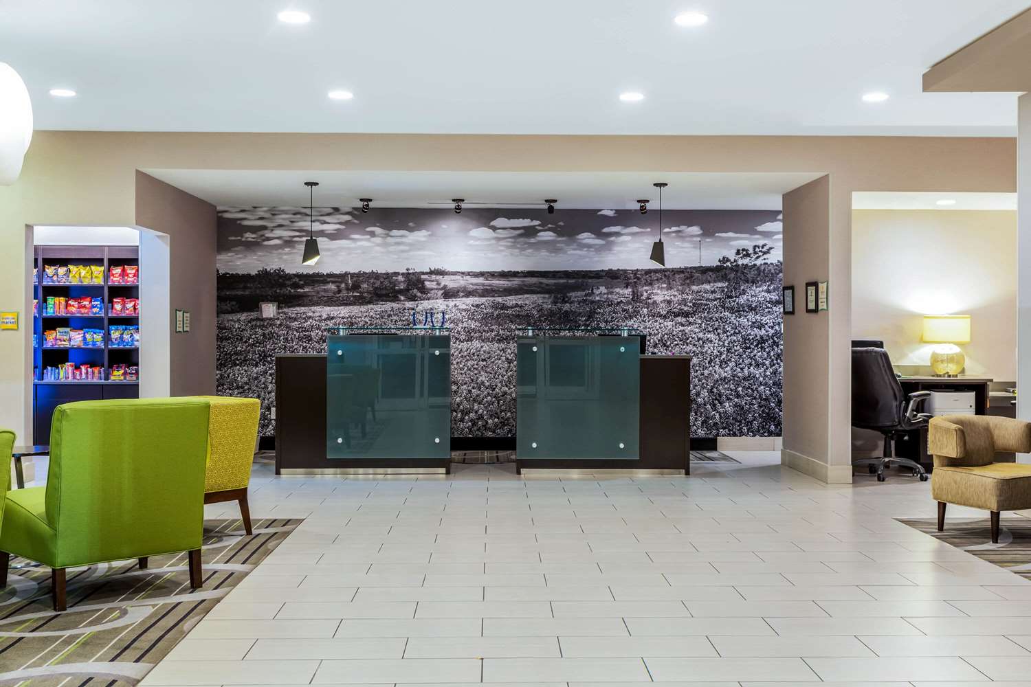 La Quinta Inn & Suites by Wyndham Monahans 9/37