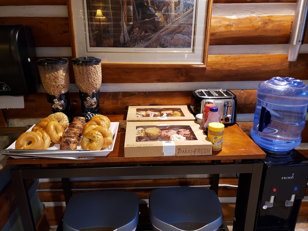 3 Peaks Lodge 25/27