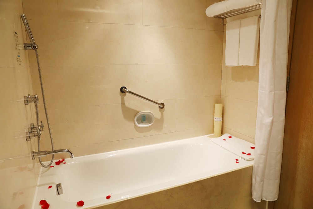 Jianguo Guangzhou Hotel 13/59