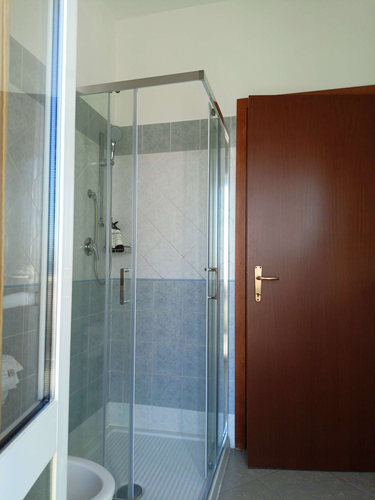 غرفة بسرير كوين بإطلالة على البحر، Hotel Ariston 5/6