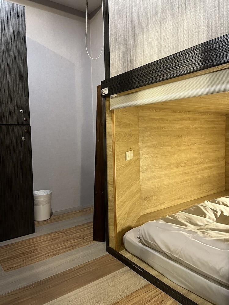 Work Inn 101 26/50
