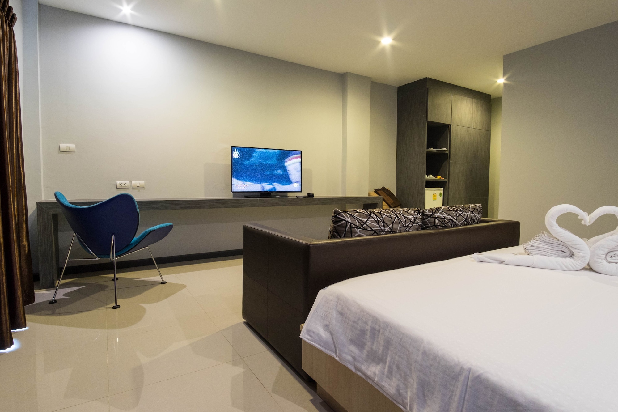 rooms