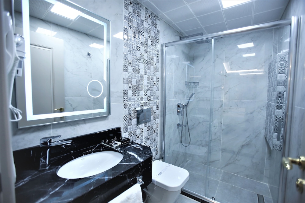 Omma Hotel 39/40