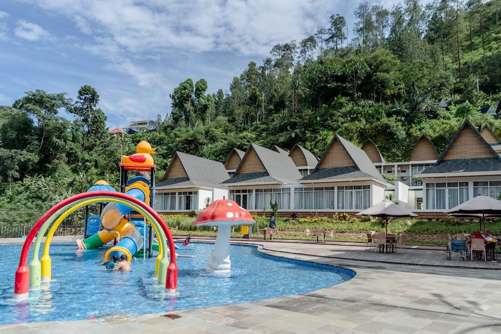 Gulala Azana Hotel and Resort Guci Tegal 42/50