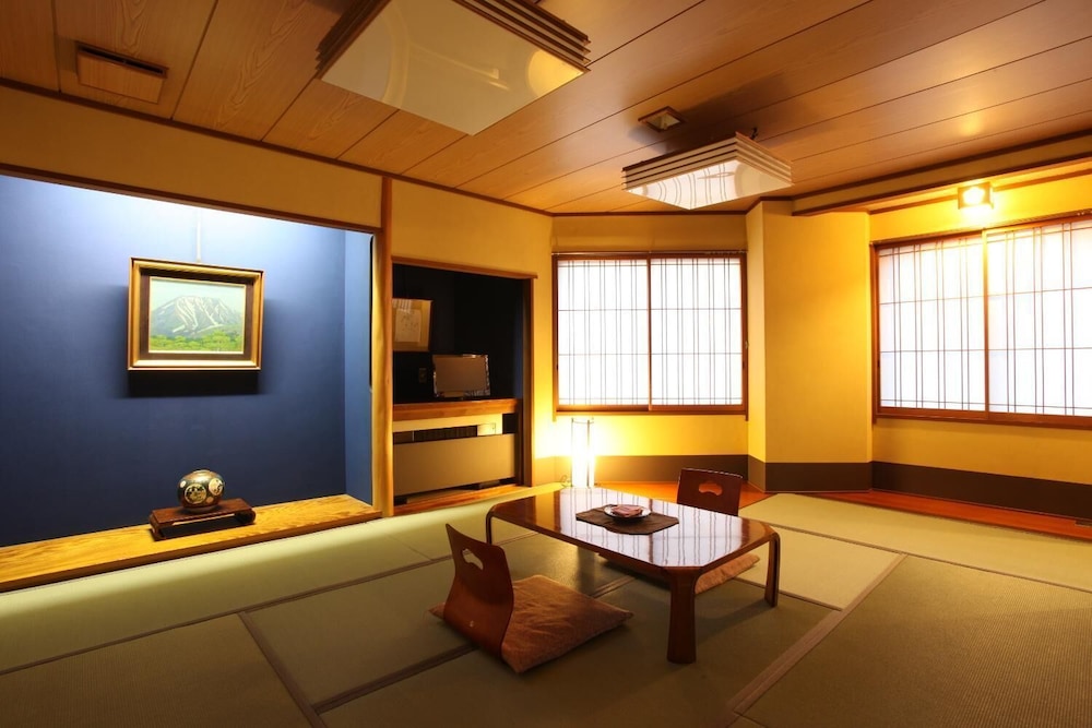 Takamiya Ryokan Yamakawa (ex Yumori Shomian Yamakawa) 39/49