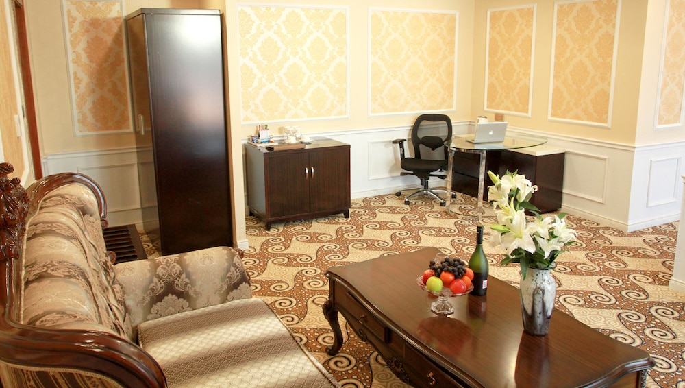 Royal House Hotel 2 33/49