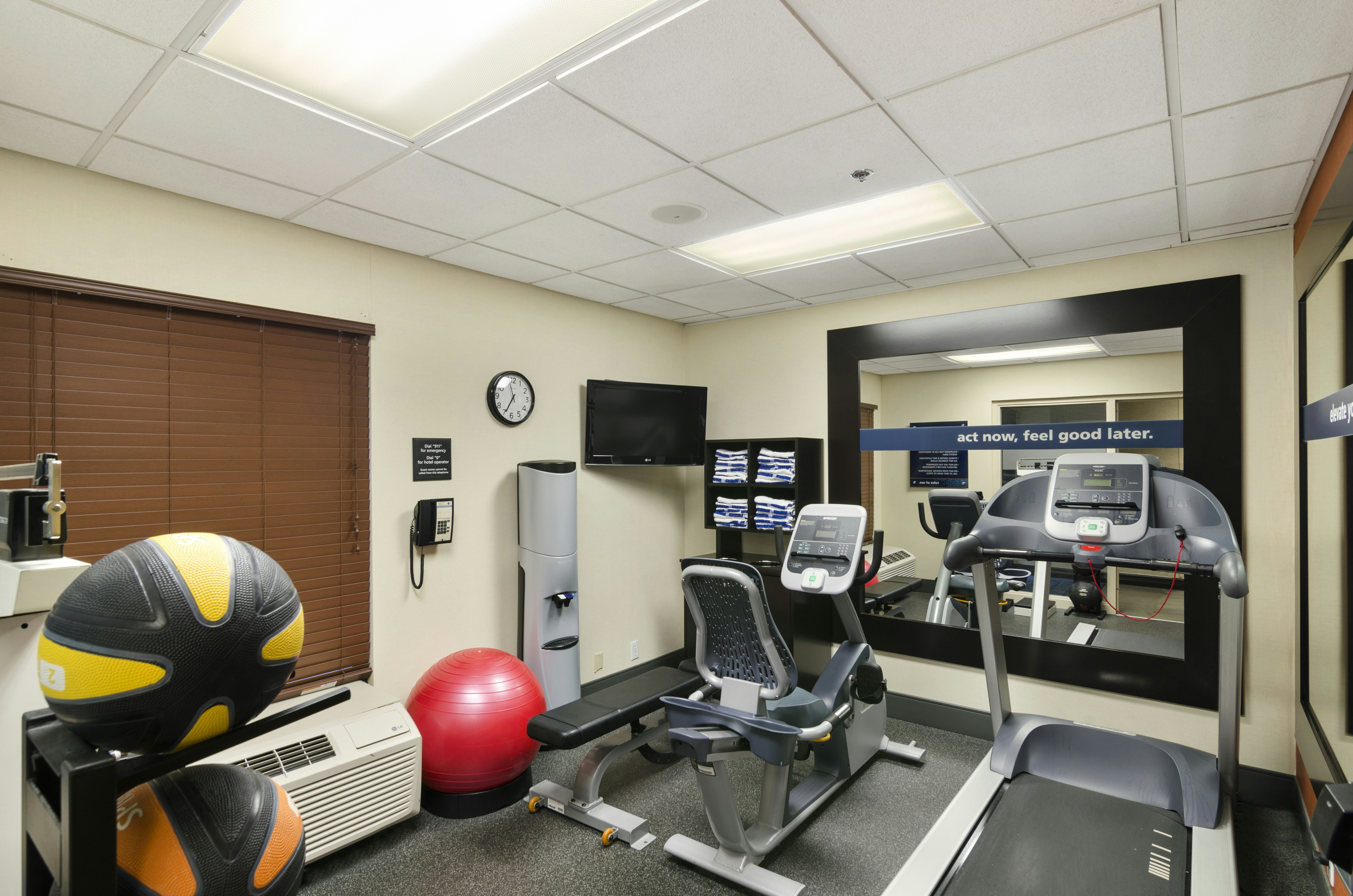 Hampton Inn Mount Dora 16/33