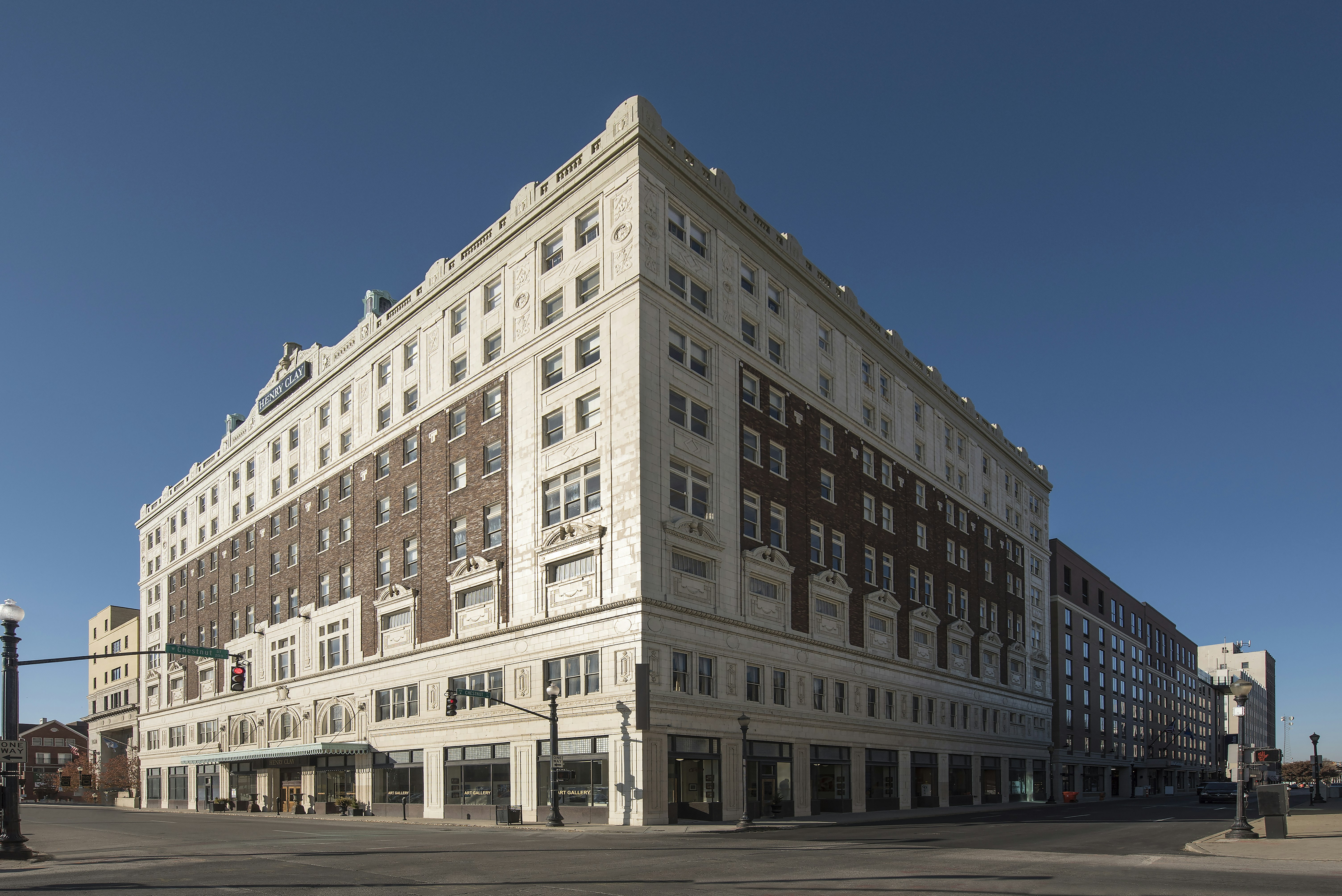 Hilton Garden Inn Louisville Downtown 4/87