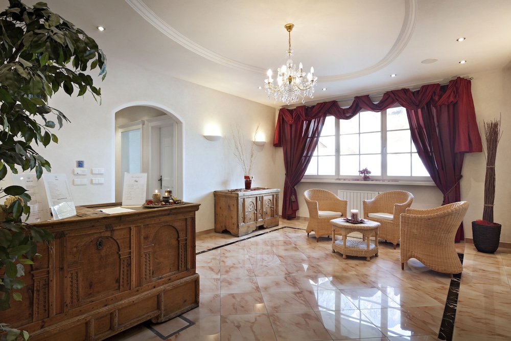 Th Corvara Greif Hotel 35/57