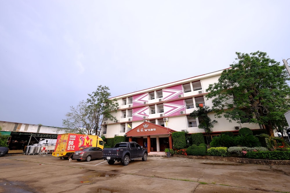Pc Palace Hotel 24/28