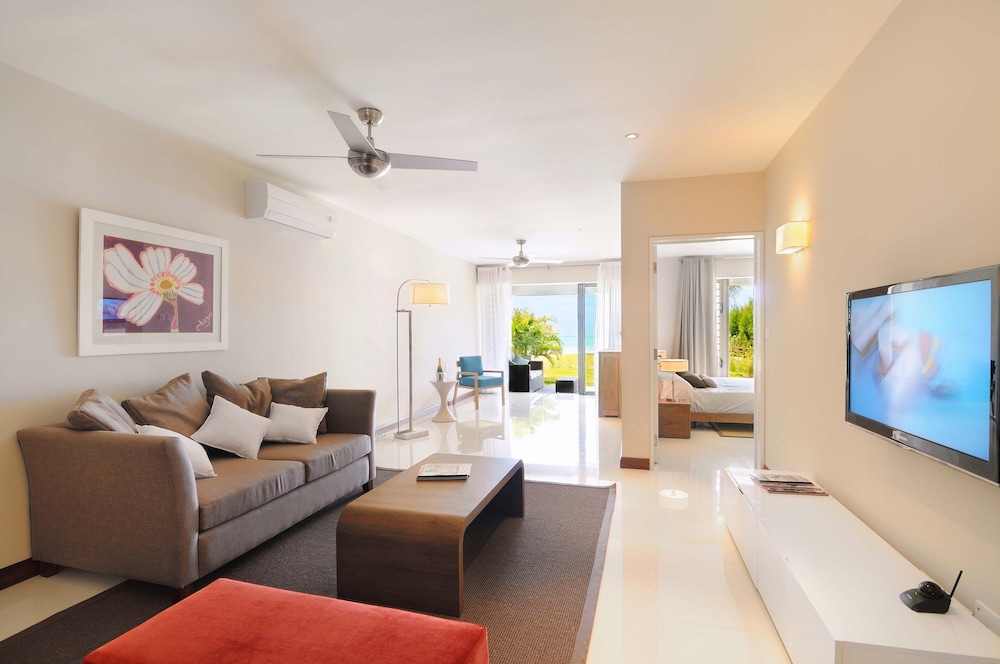 Paradise Beach by Horizon Holidays 31/71