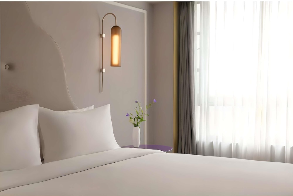 STANDARD, KING BED