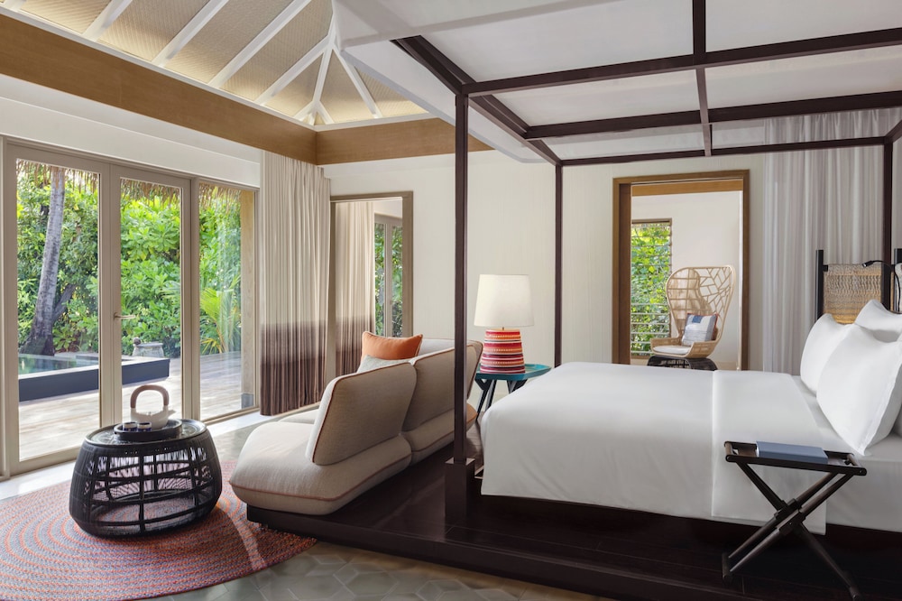 Beach Pool, Club, Family, Villa, Single Bed