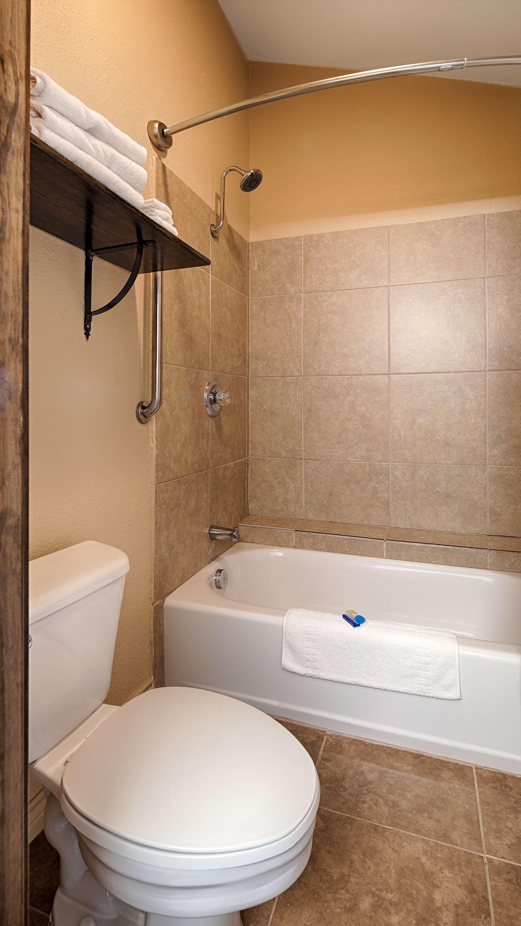 غرفة بسرير كينج، Best Western George West Executive Inn 6/7