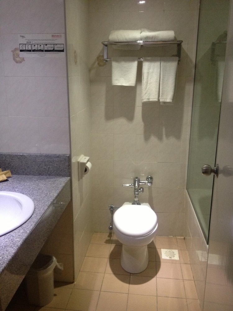 Hotel Grand Continental Kuantan 7/48