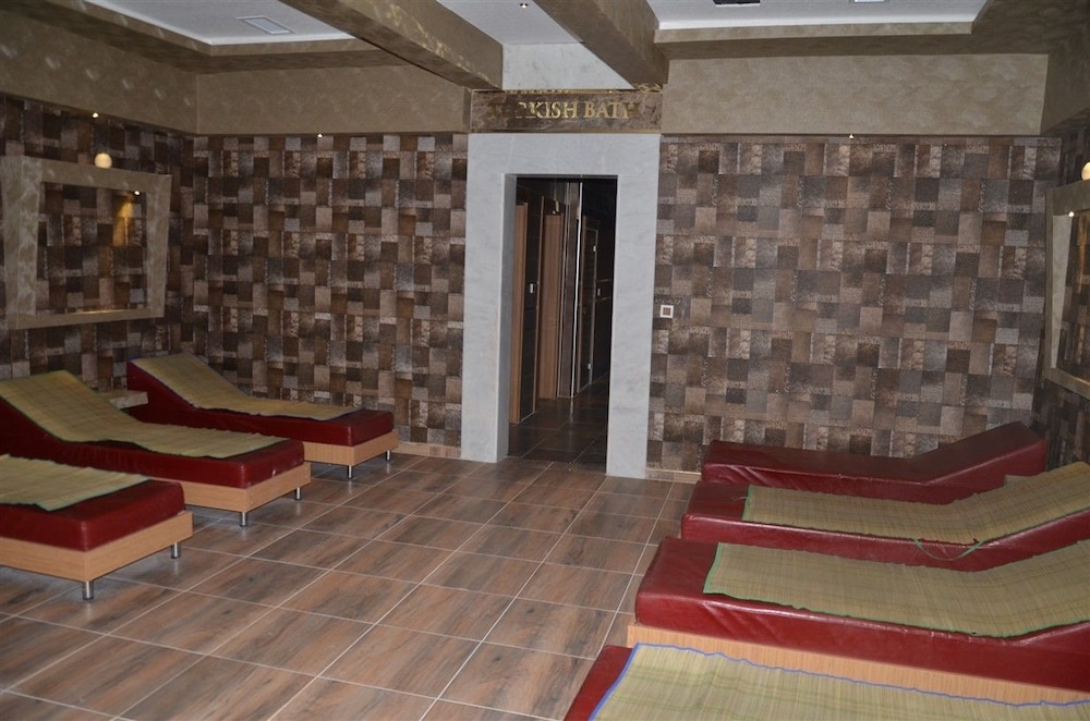 Lims Bona Dea Beach Hotel 15/67
