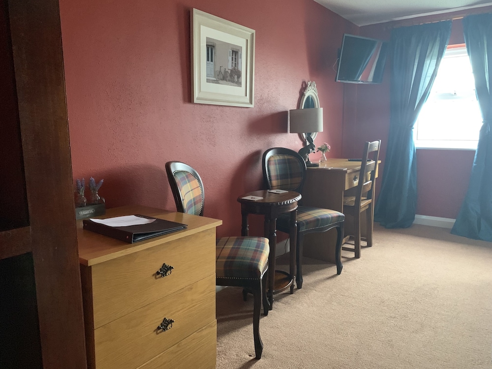 Pilgrim Hotel 36/50