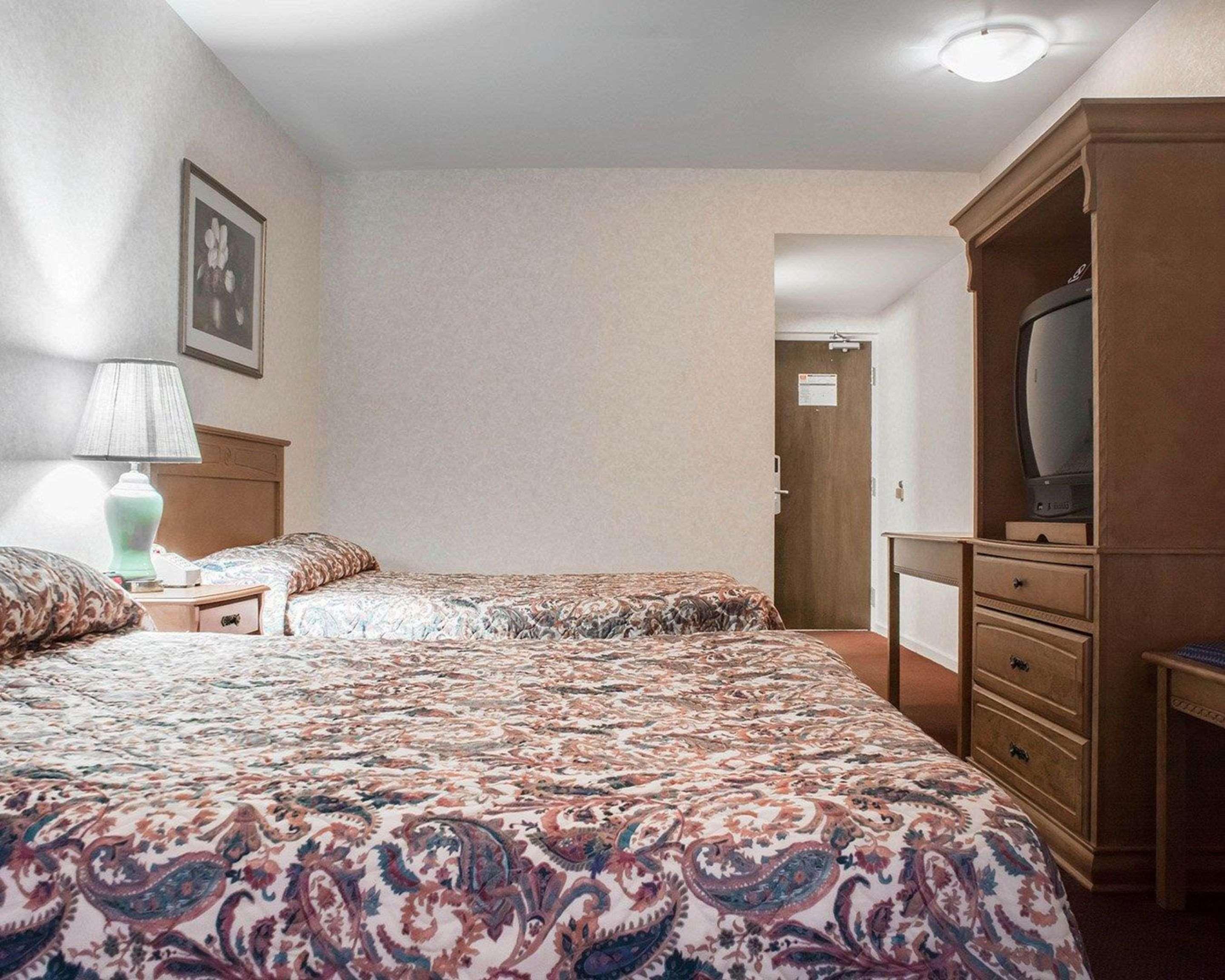 ROOM, 2 QUEEN BEDS