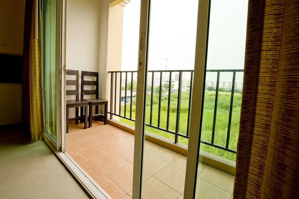 Sinsuvarn Airport Suite 47/67