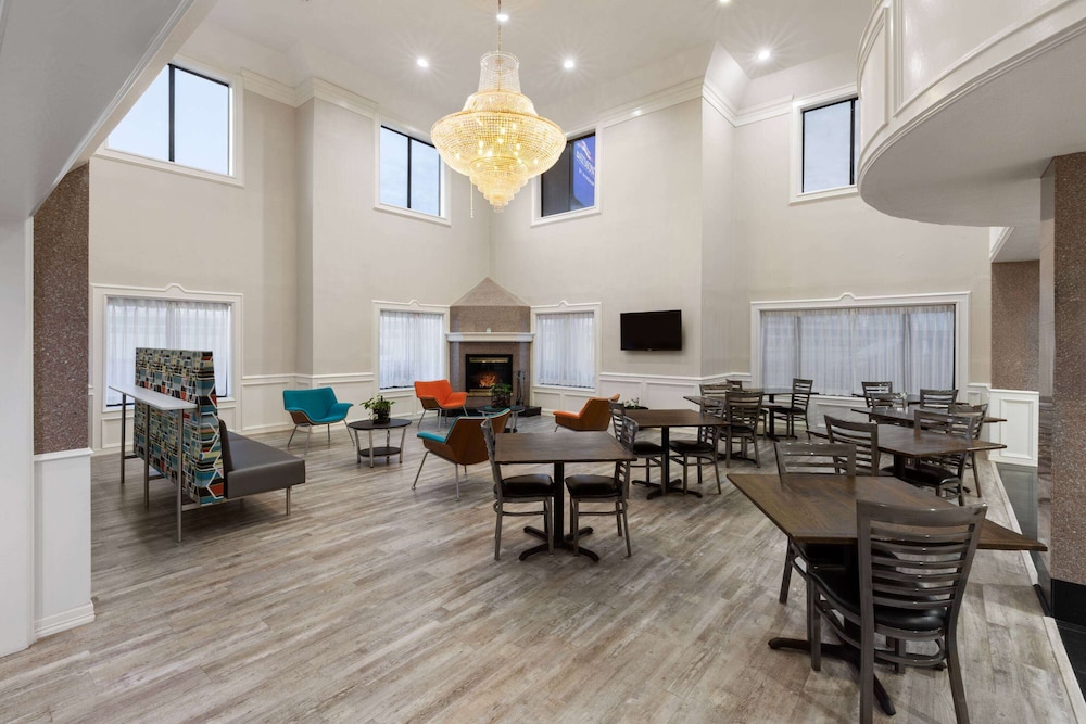 Baymont by Wyndham Houston Brookhollow 57/80