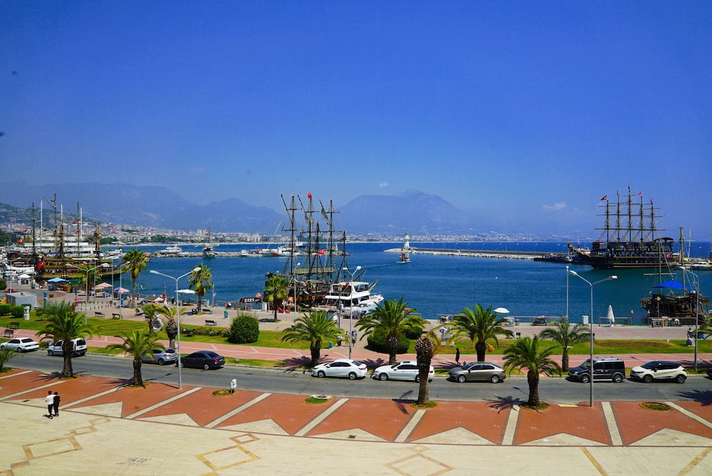 Ergun Hotel 44/50