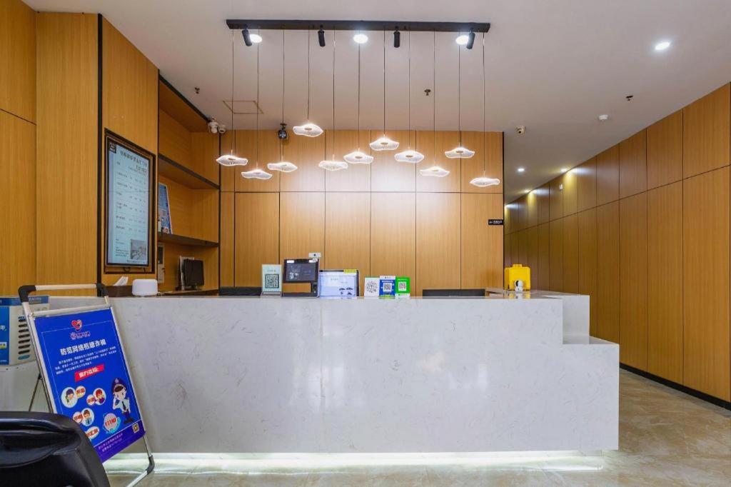 GreenTree Inn Jiangsu Suzhou Kunshan Beimen Road Express Hotel 8/50
