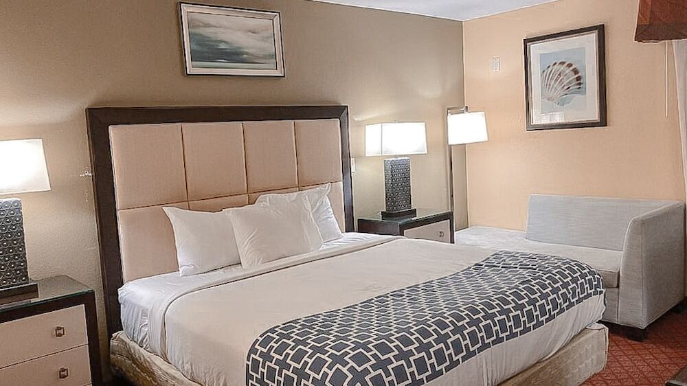 Eleven Boutique Hotel 10/28