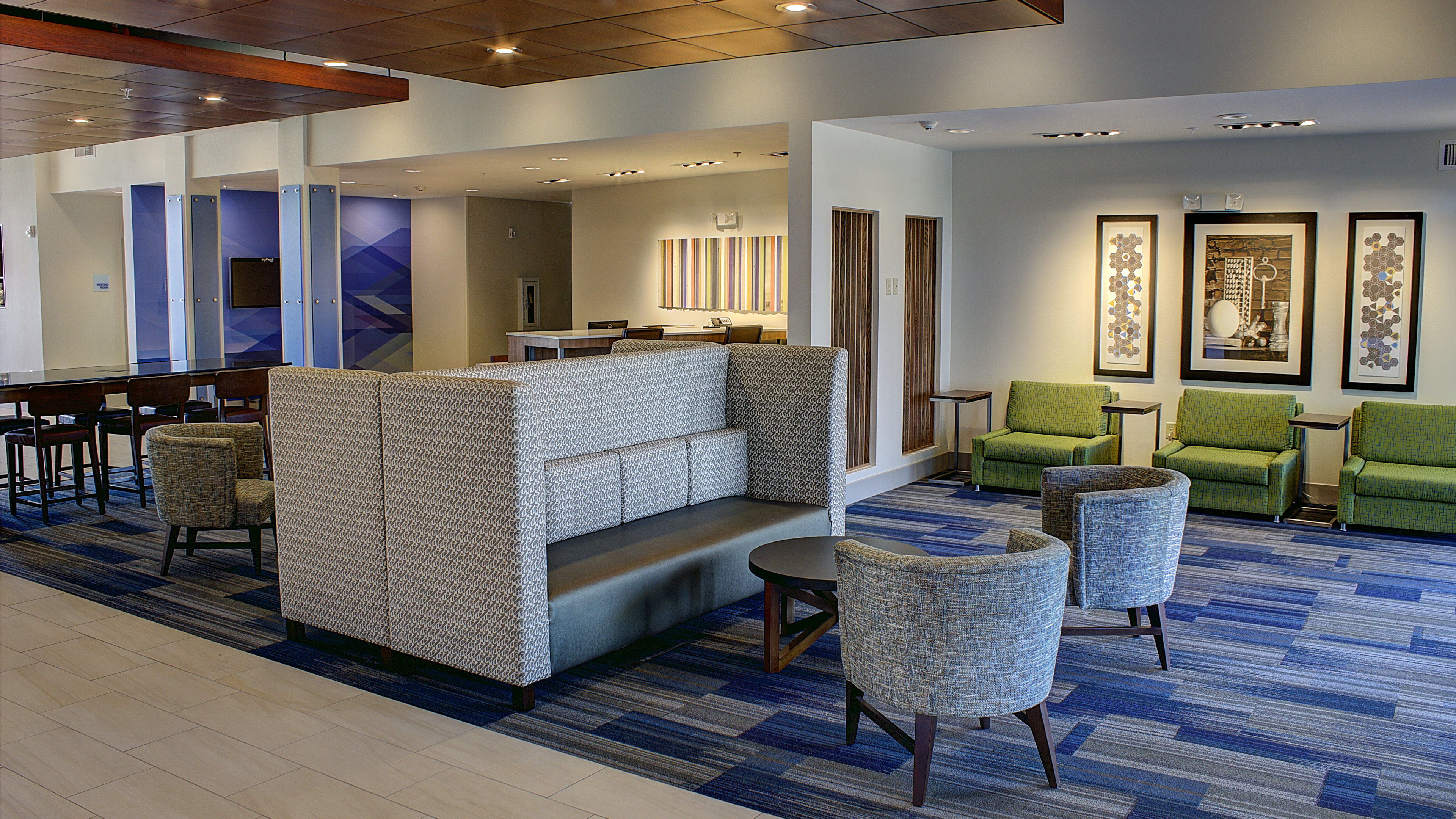 Holiday Inn Express And Suites Spencer 34/53