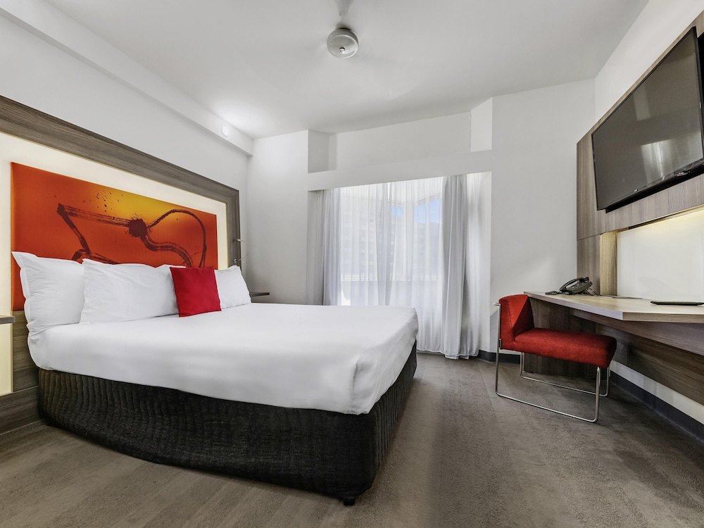 2 BEDROOMS, APARTMENT, HARBOUR VIEW