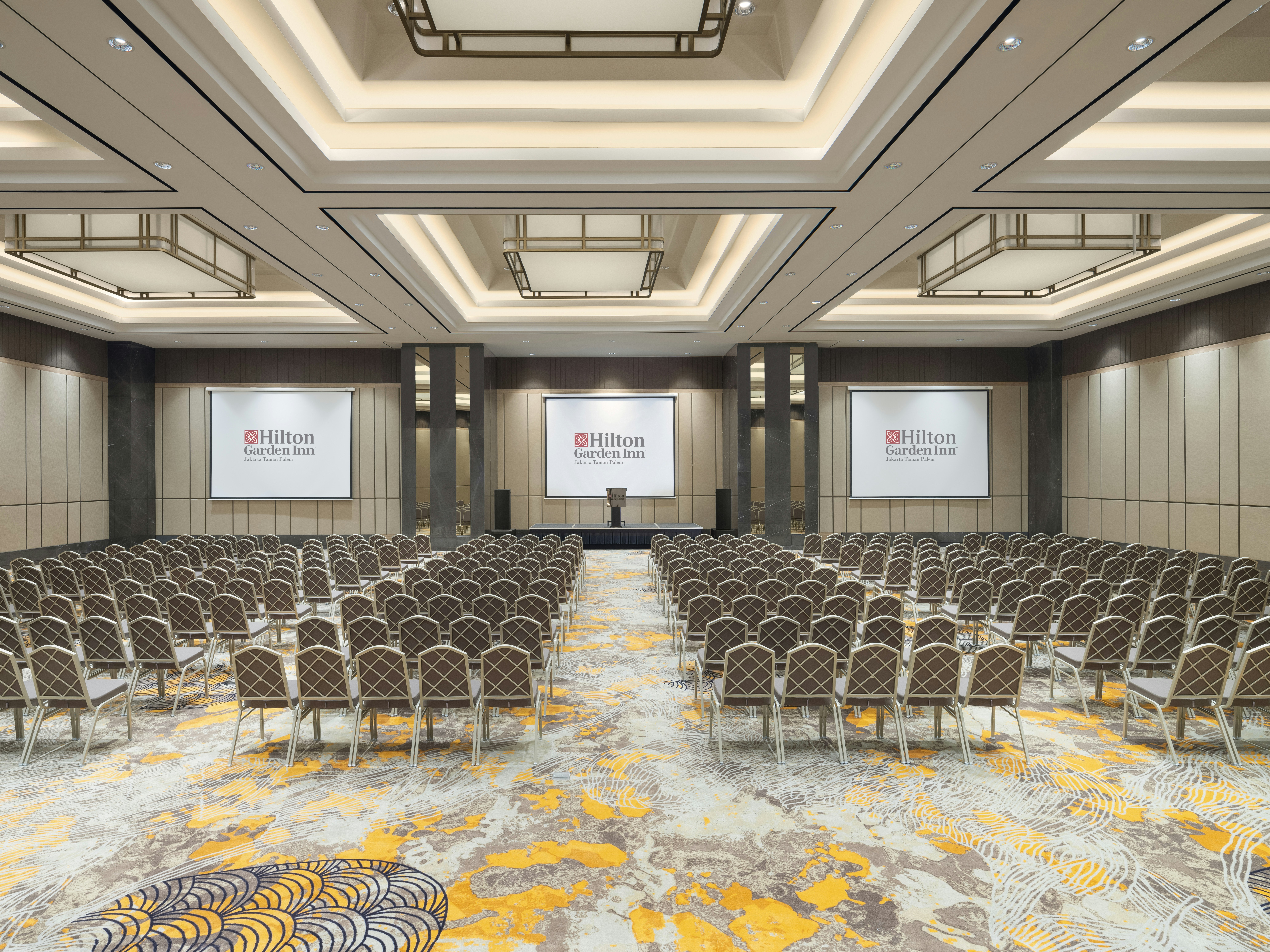 Hilton Garden Inn Jakarta Taman Palem 53/63