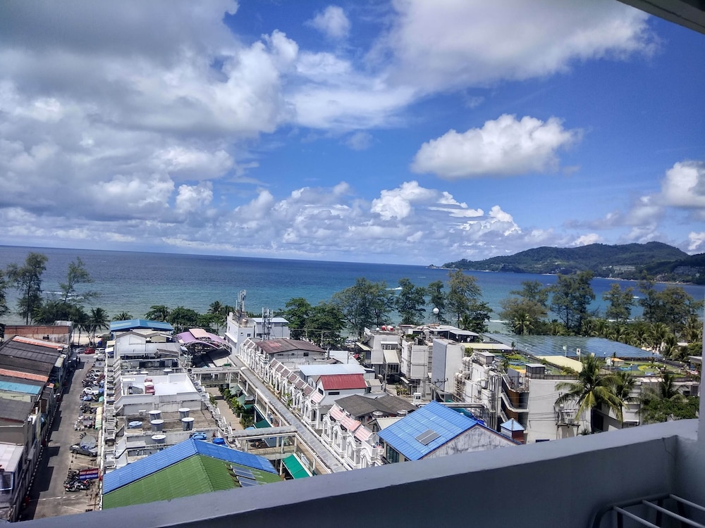 Patong Tower By United 21 Thailand 43/50