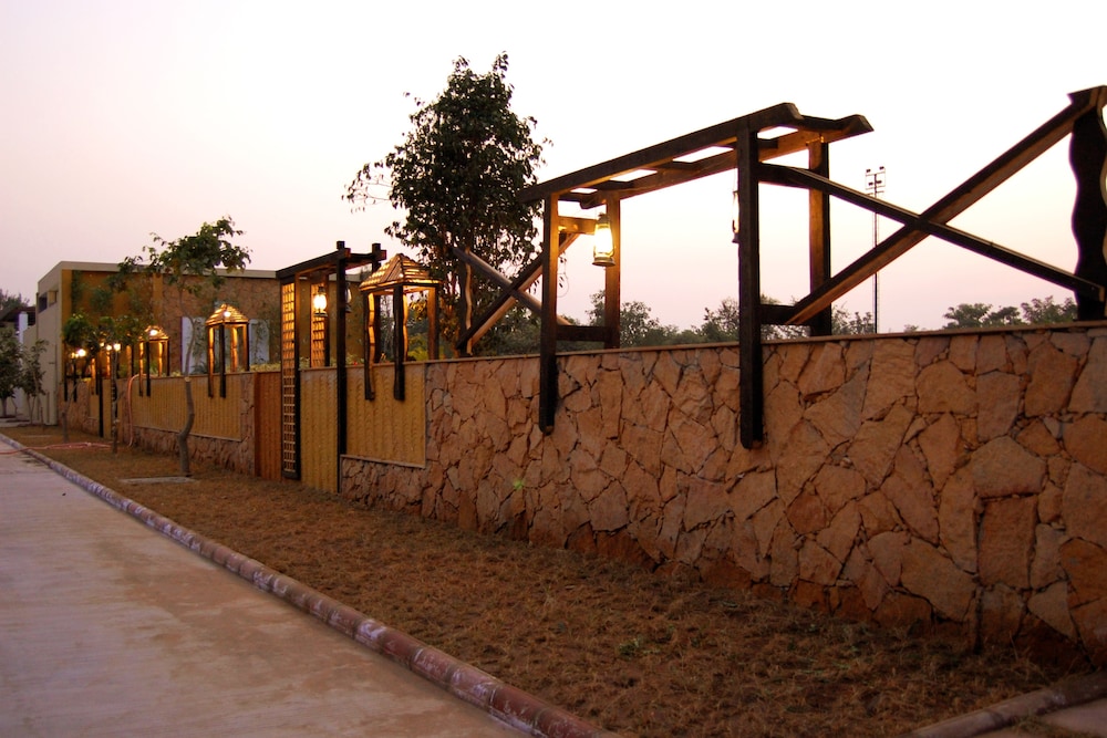 Radhe Upavan Resort 41/50