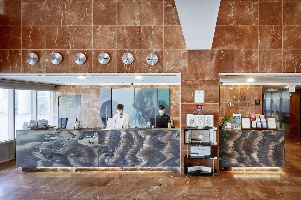 Lobby at Kolon Seacloud Hotel, BUSAN