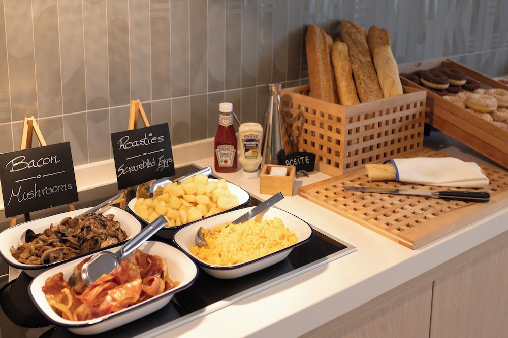 Staybridge Suites & Apartments Malaga by IHG 42/68