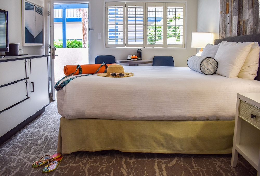 Beachside Inn 37/71