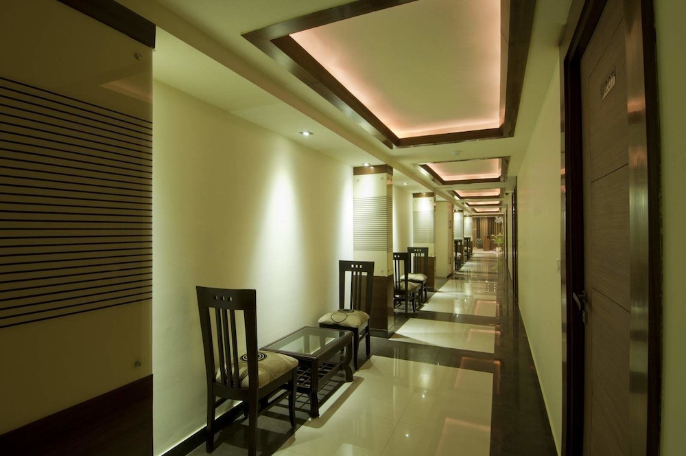Hotel Shree Residency 13/20