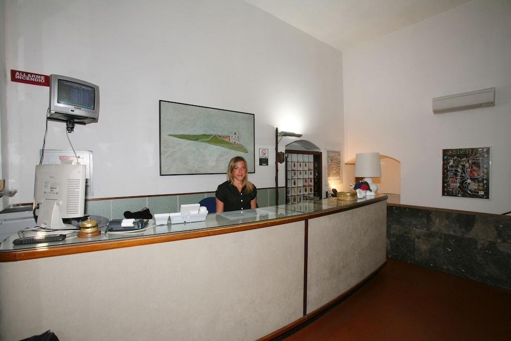 Hotel Duomo Siena 4/33