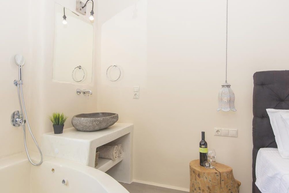 Ampelos Suites 29/30