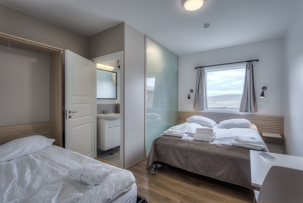 Standard, Triple, Murphy Bed, Private Bathroom, Accessible