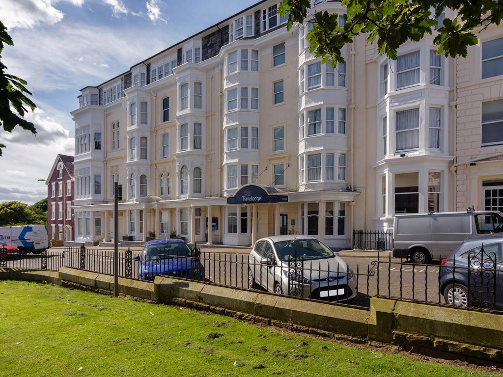 Travelodge Scarborough St Nicholas 8/12