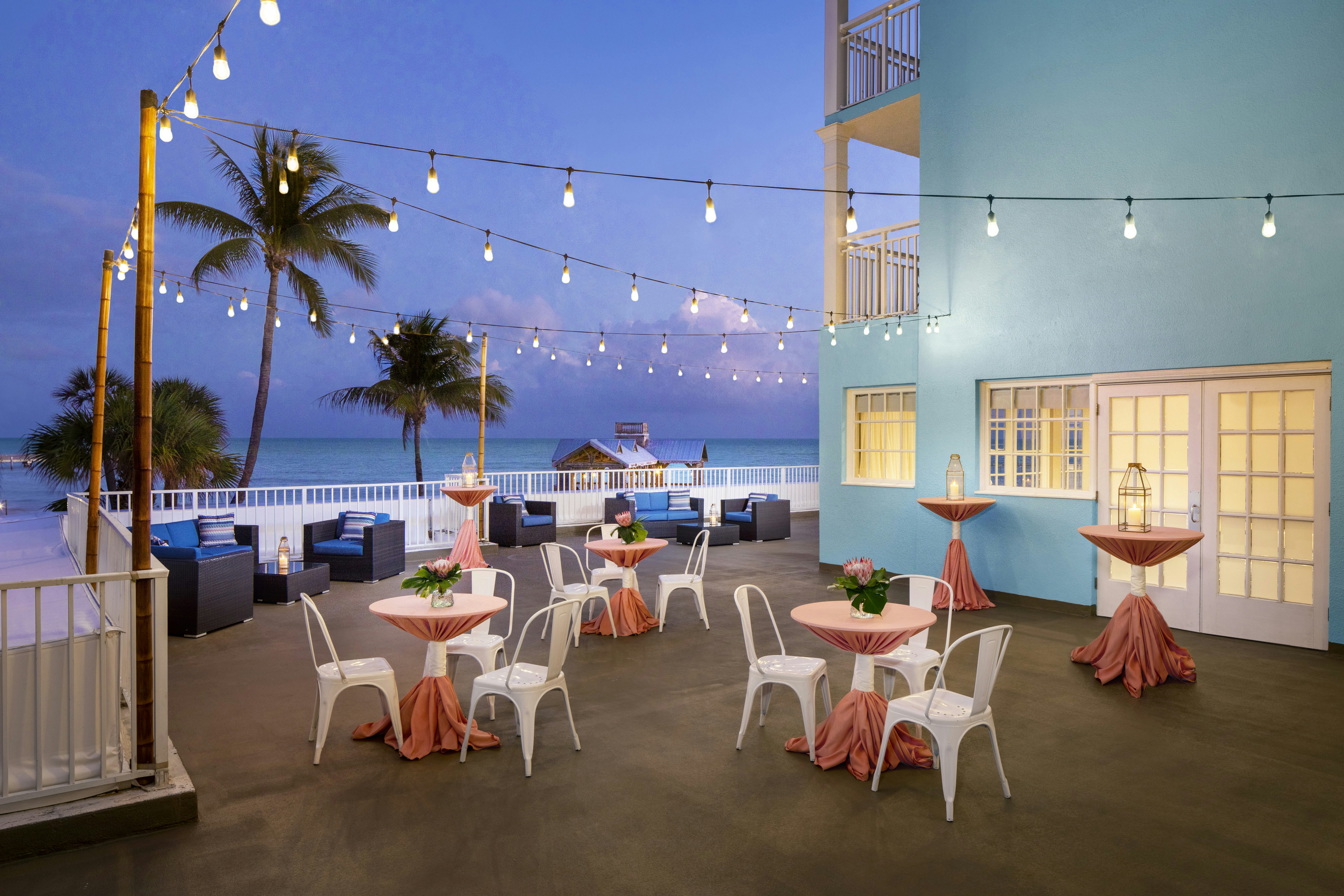 The Reach Key West Curio Collection By Hilton 31/50