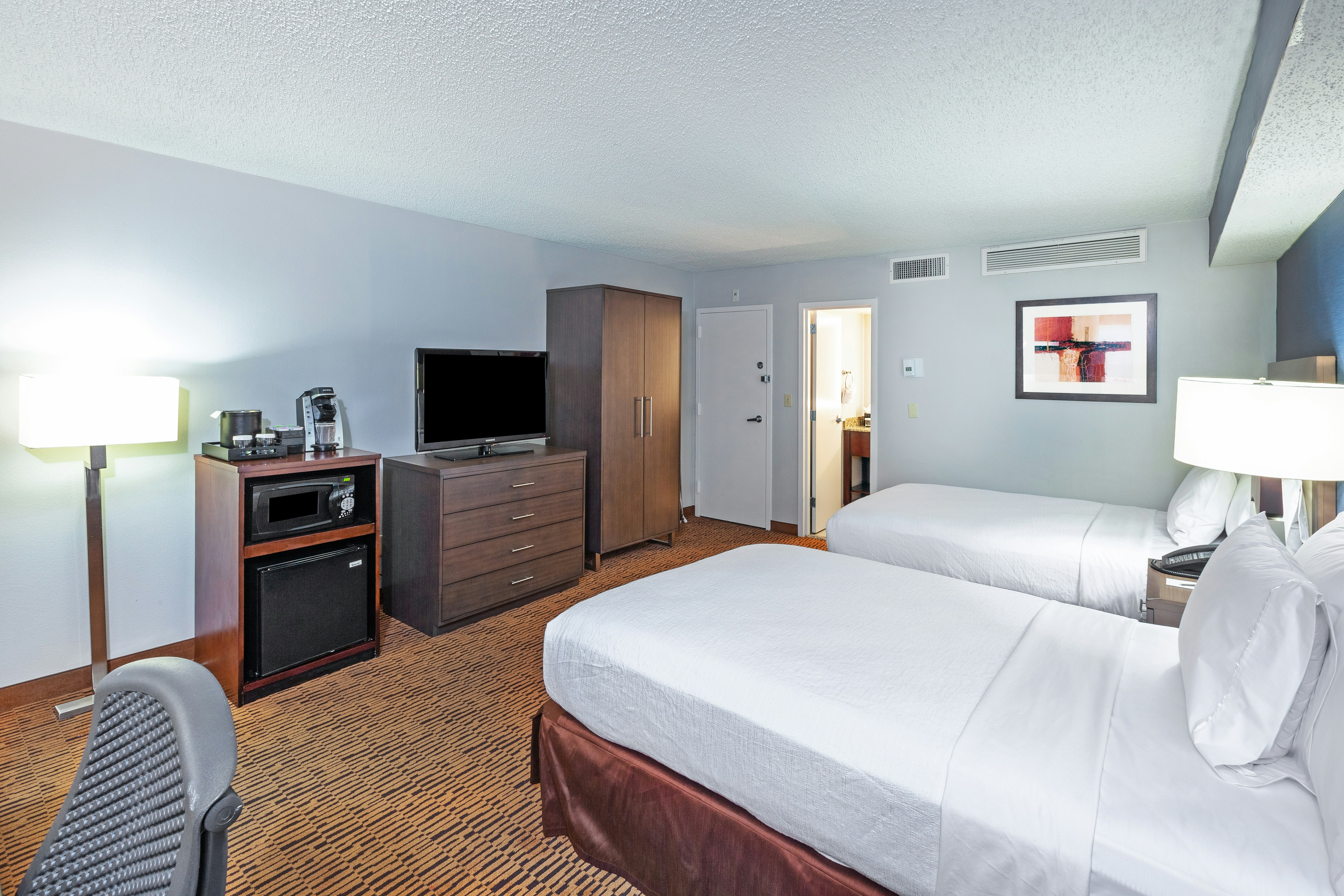 ROOM, 2 DOUBLE BEDS