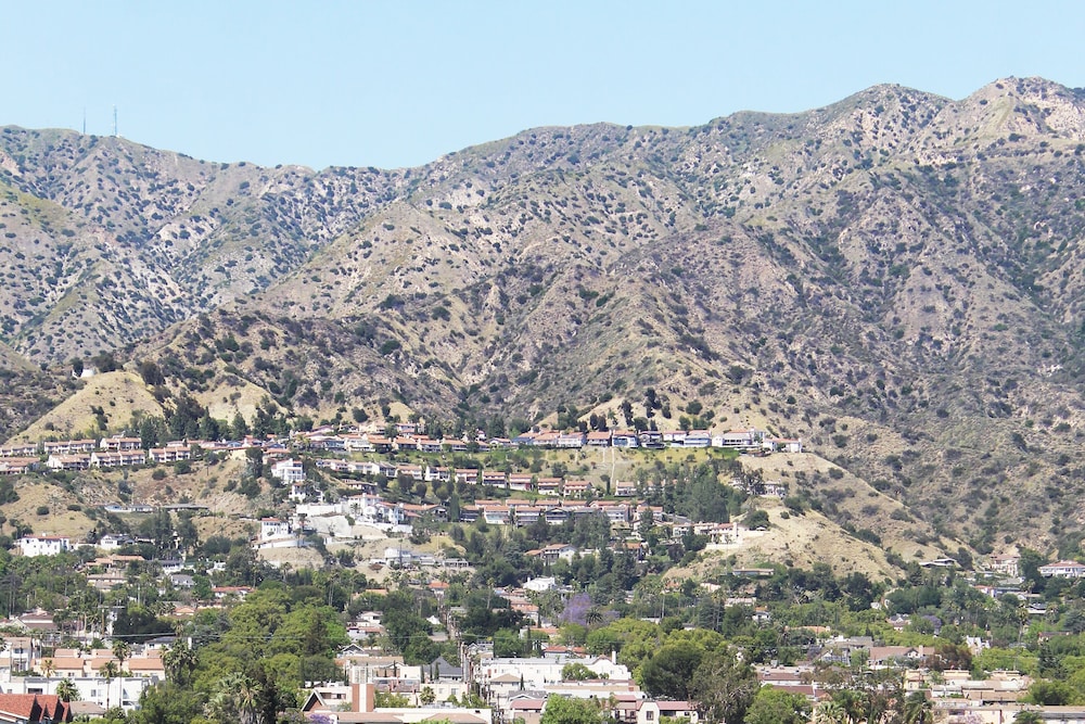 Hotel Burbank 68/73