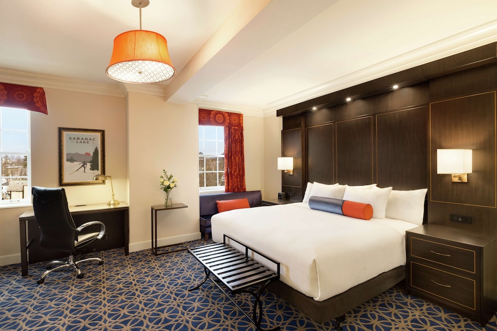 Hotel Saranac Curio Collection By Hilton 6/63