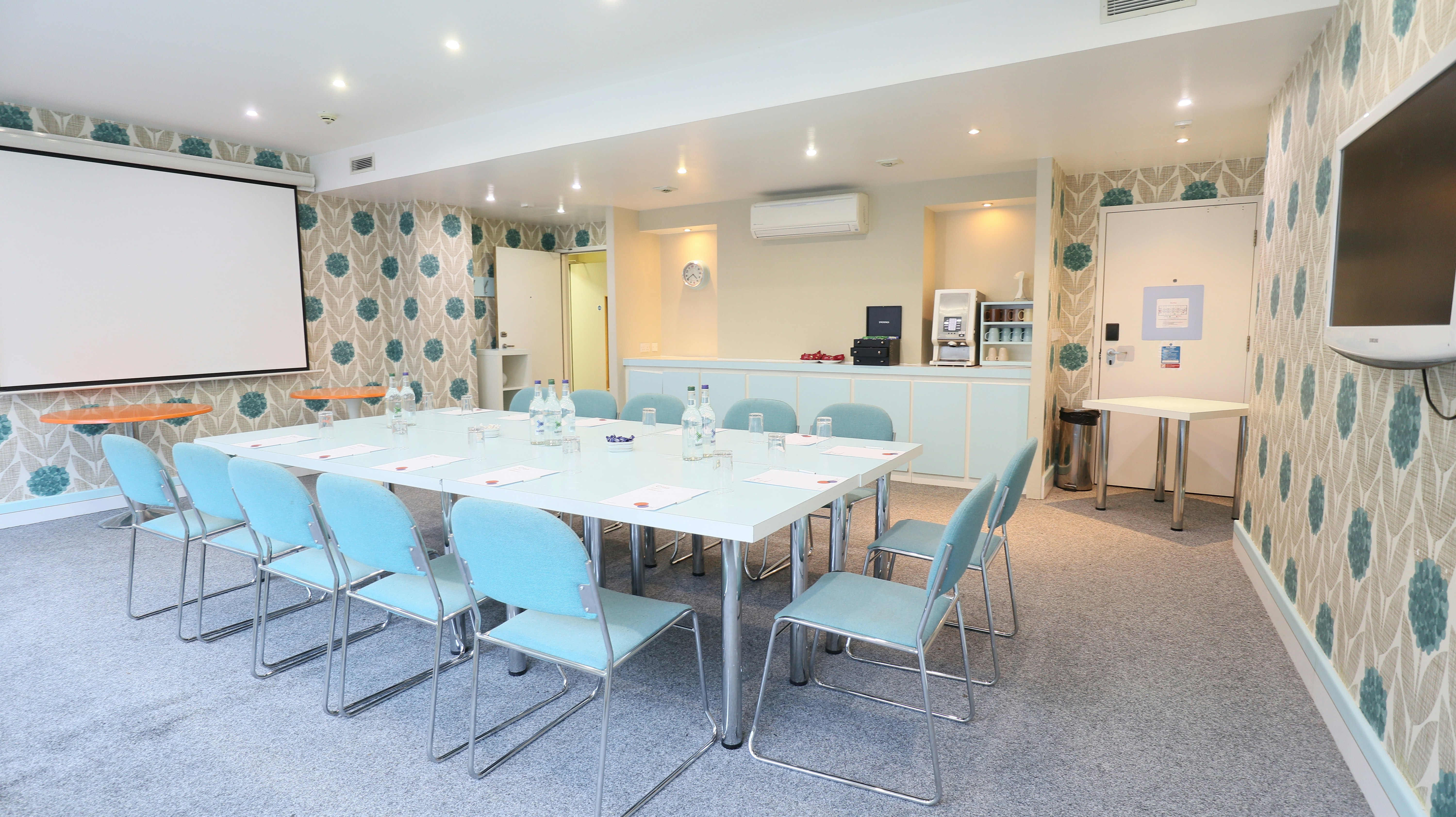 Citrus Hotel Cheltenham By Compass Hospitality 66/79
