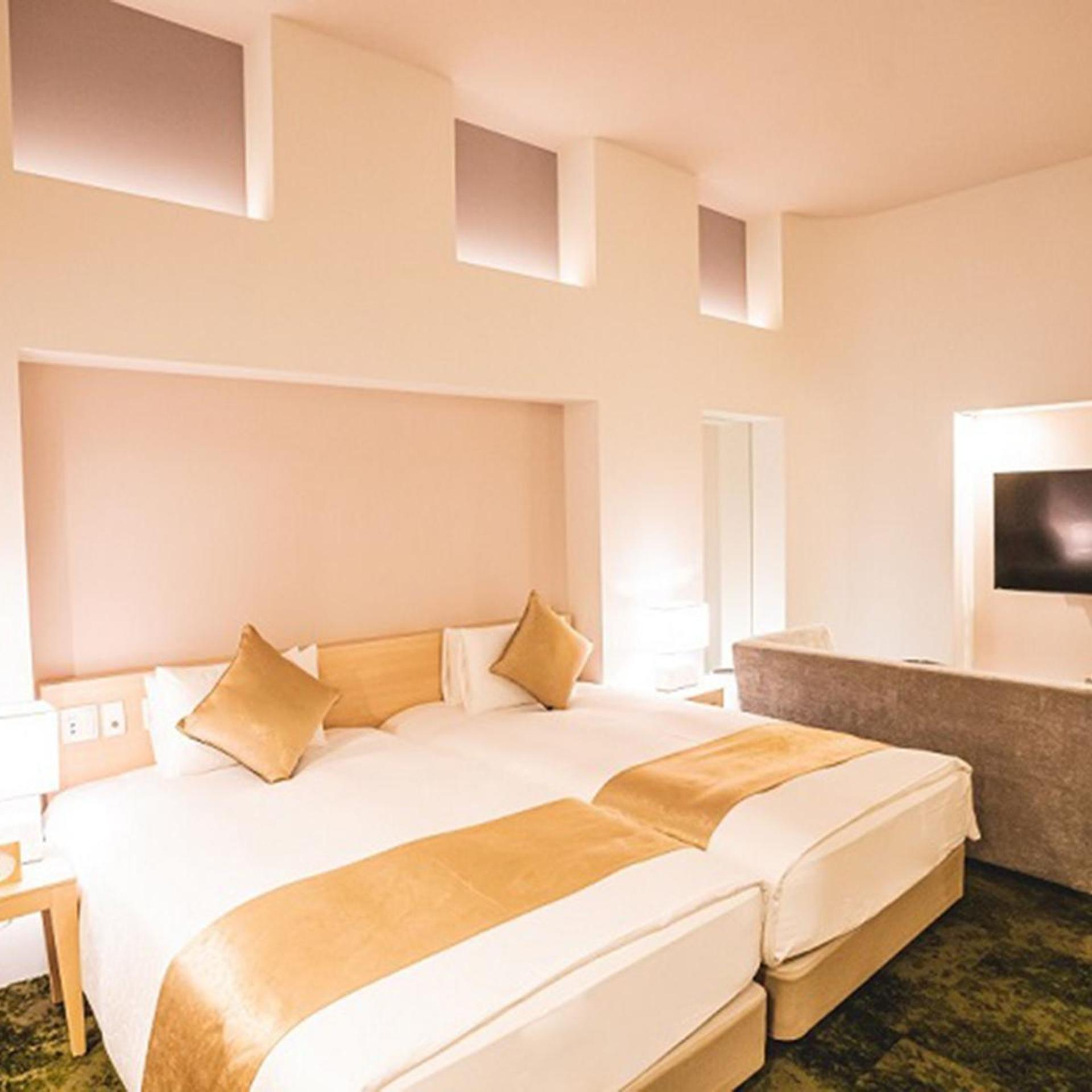 Room, Twin Beds, Large