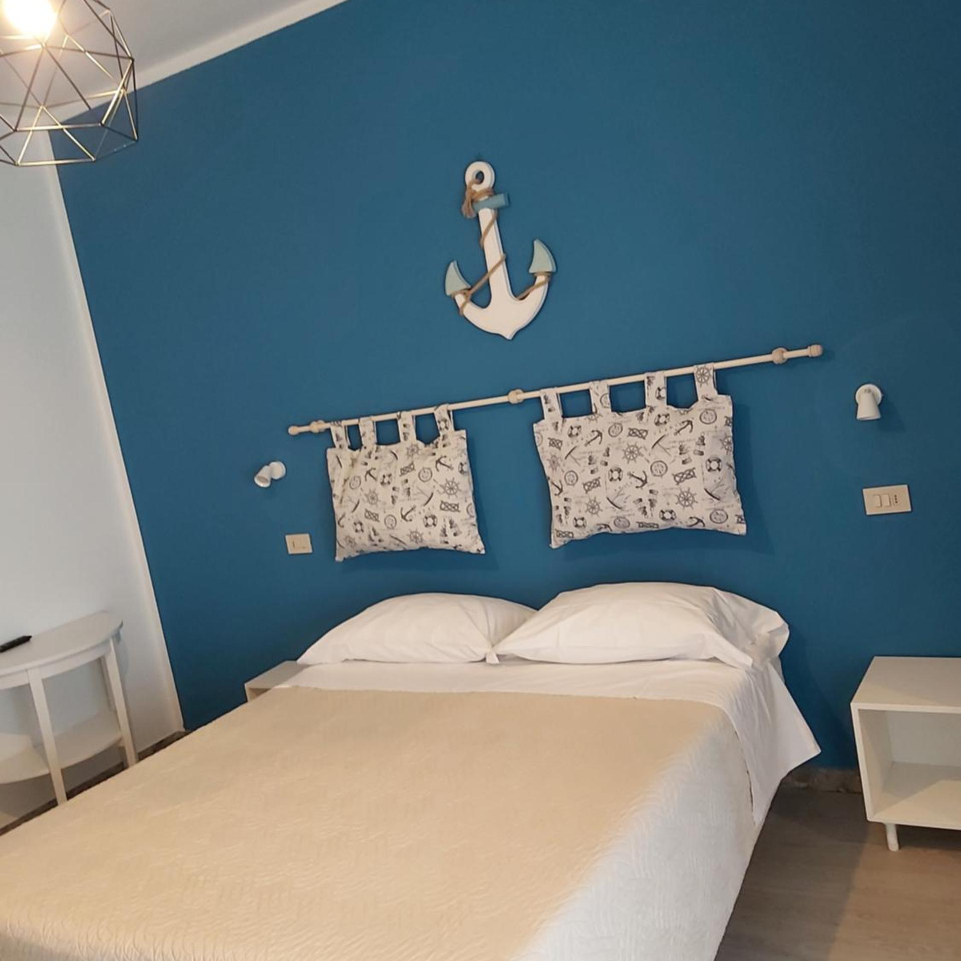 Hotel 21 22/55